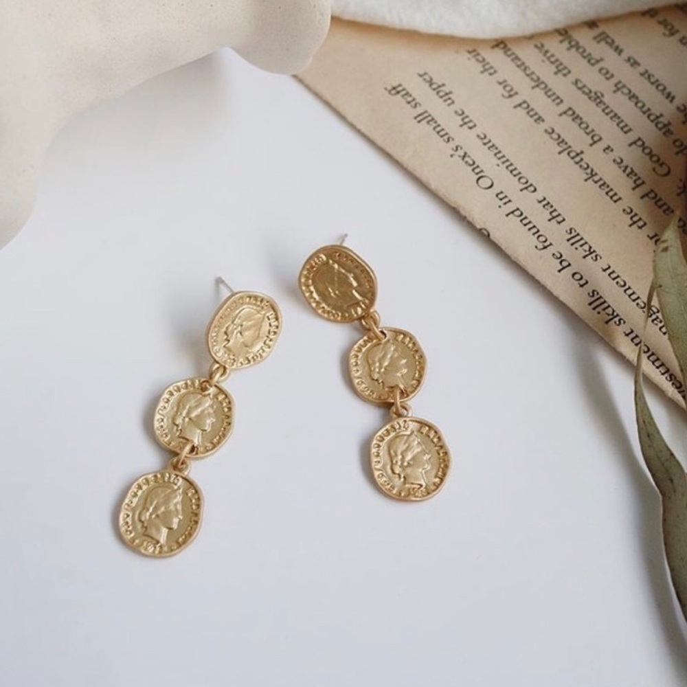 Matte Gold Mini Coin Drop Earrings - Picture 3 of 3